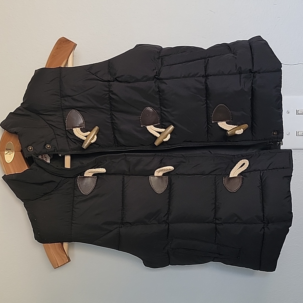 Puffer Vest size M